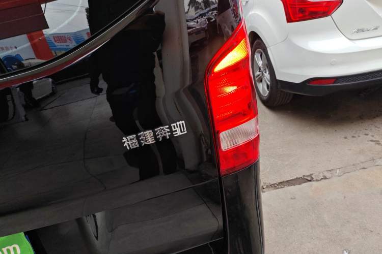 Used Mercedes-Benz Vito 2020 2.0T Elite Version 7 Seats