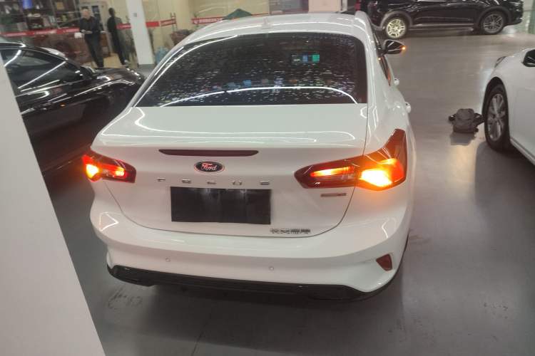 Used Ford Focus 2022 Sedan EcoBoost 180 Automatic Performance Edition
