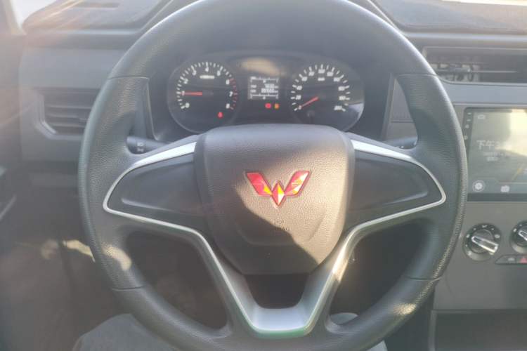 Used Wuling Zhengcheng 2022 2.0L Manual Entrepreneurial Version
