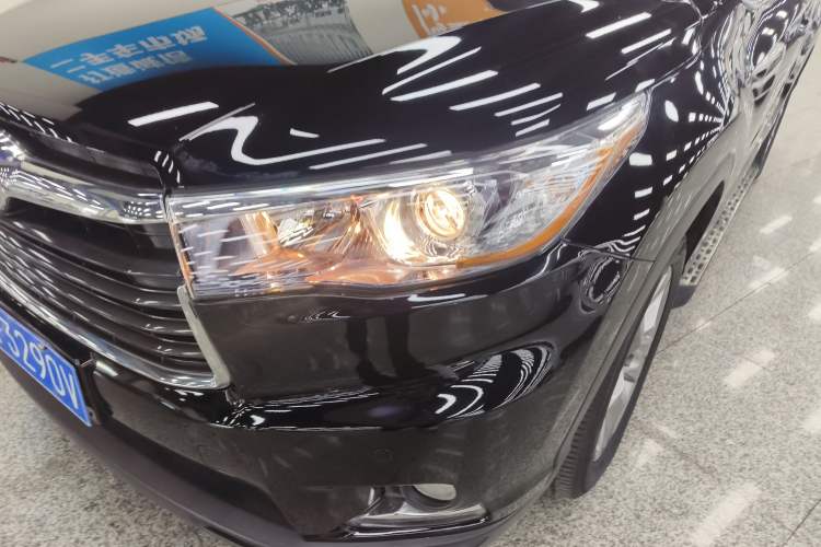 Used Toyota Highlander 2017 2.0T Four-Wheel Drive Luxury Edition 7 Seats