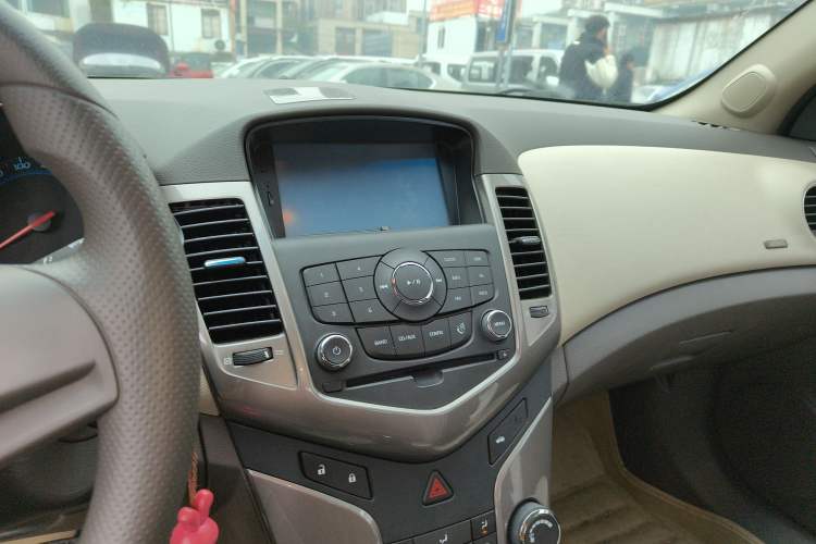 Used Chevrolet Cruze 2015 1.5L Classic SE AT
