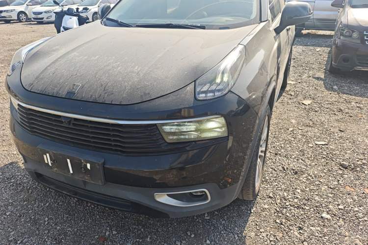 Used Lynk & Co 01 2019 2.0T Two-Wheel-Drive Pro Version China VI Standard
