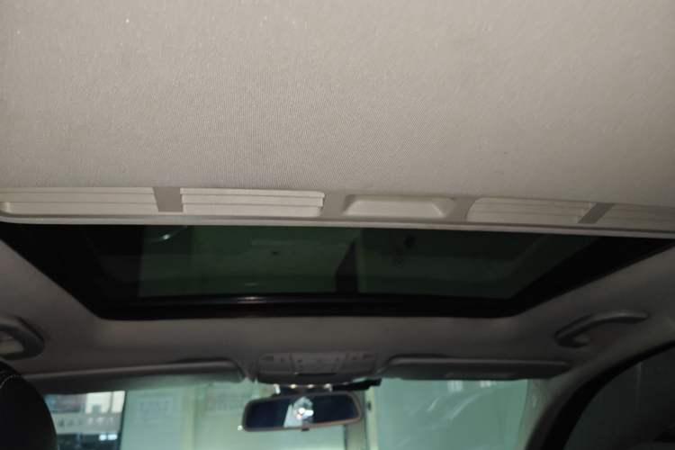 Used Mercedes-Benz C-Class 2015 Restyled C 180 L Sport Edition
