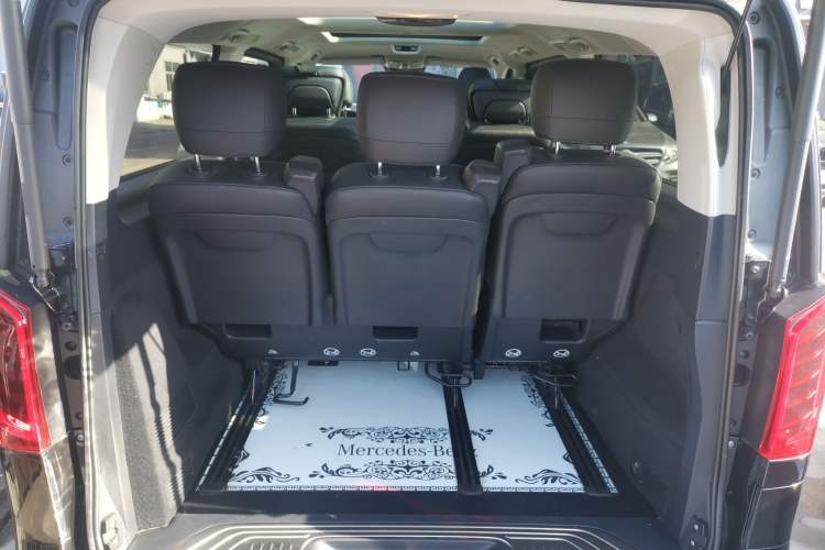 Used Mercedes-Benz V-Class 2017 V 260 L Prestige Extended Edition