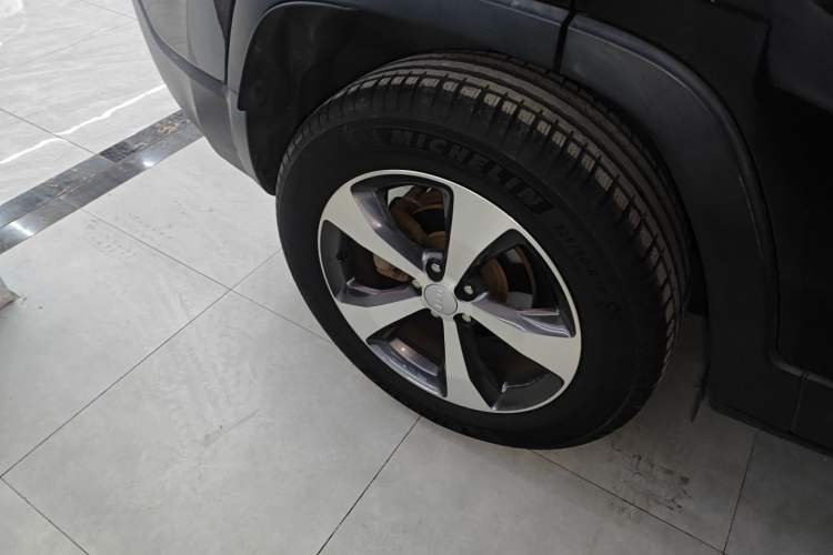 Used  Cherokee 2020 2.0T Two-Wheel Drive Leading Edition