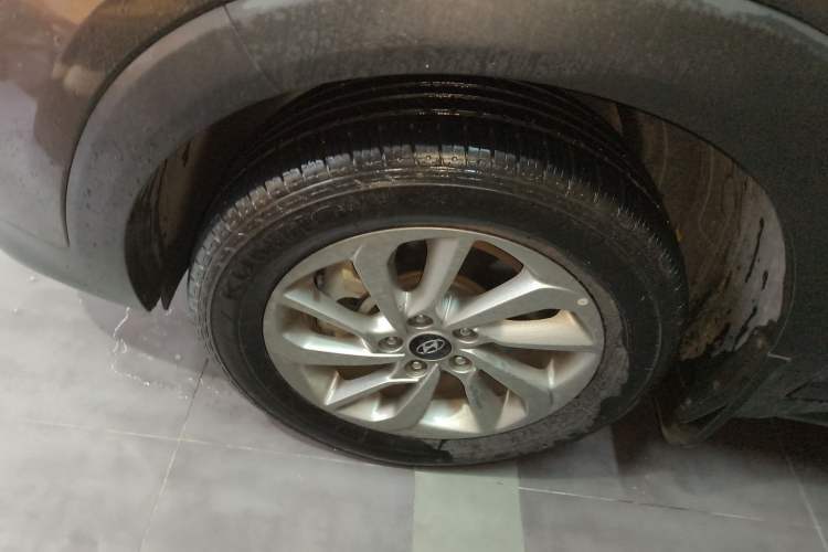 Used Hyundai Tucson 2015 1.6T Dual-Clutch Two-Wheel-Drive Smart Model
