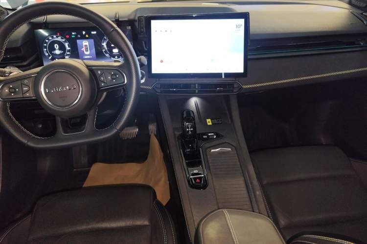 Used Lynk & Co 03 2023 2.0TD DCT H-Power Halo
