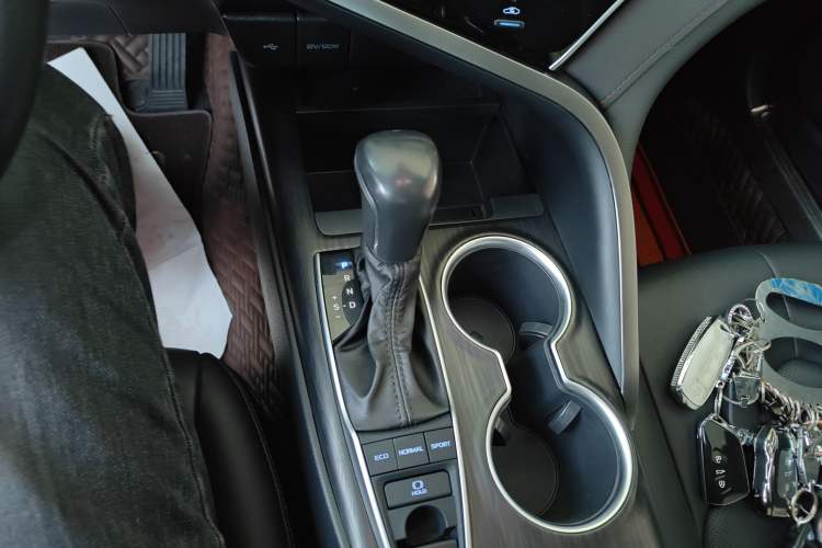 Used Toyota Camry 2021 2.5G Luxury Edition
