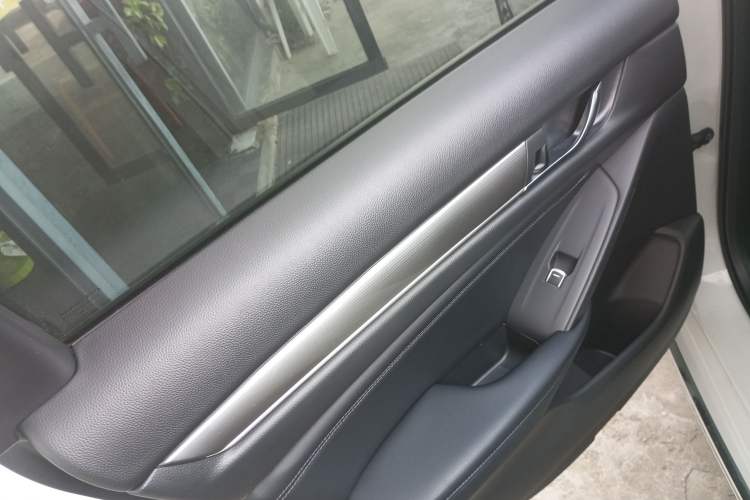 Used Honda Accord 2018 Rui Hybrid 2.0L Rui Ling Edition China VI
