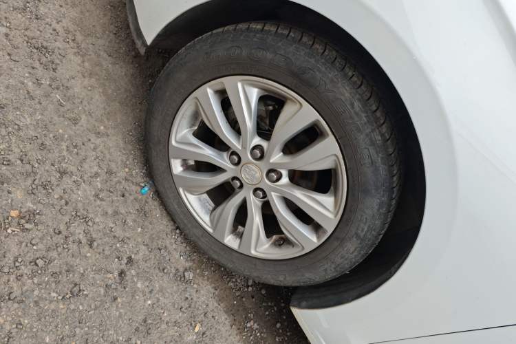 Used Buick GT 2019 15T Dual-Clutch Connected Elite Model China VI
