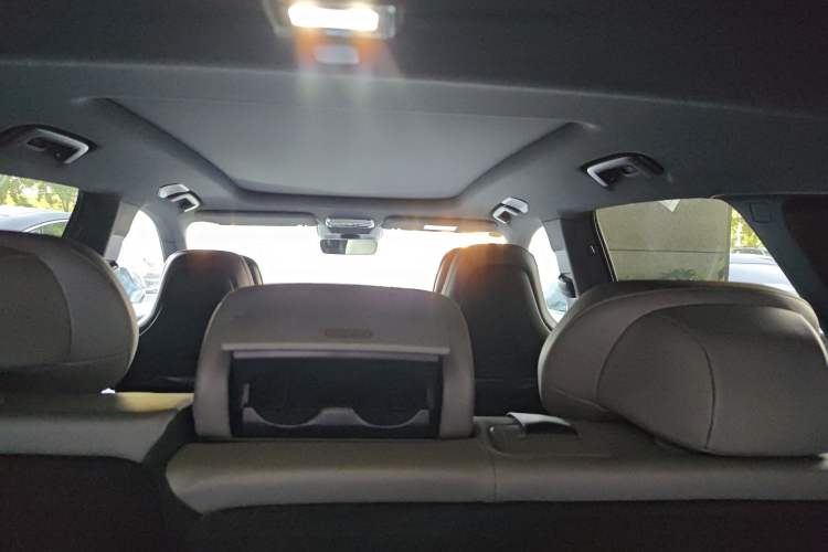 Used Lynk & Co 08 EM-P 2023 220km All-Wheel-Drive Performance Halo
