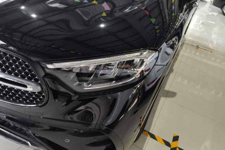 Used Mercedes-Benz GLC 2025 GLC 300 L 4MATIC Dynamic Model 5 Seats