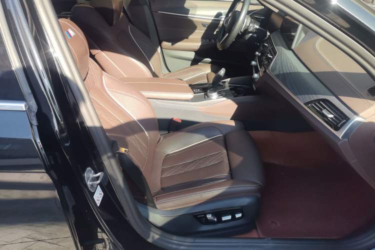 Used BMW 5 Series 2022 Revised Version 3 530Li Luxury Edition M Sport Package
