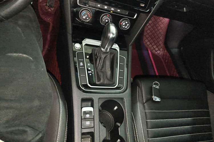 Used Volkswagen Magotan 2020 280TSI DSG Comfort Edition
