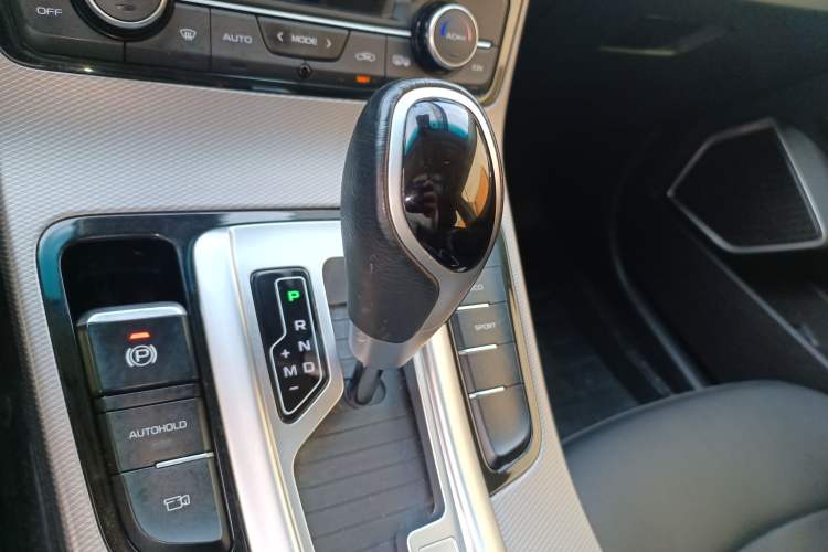 Used Geely Auto Emgrand GL 2018 1.4T DCT Elite Smart Connectivity Version