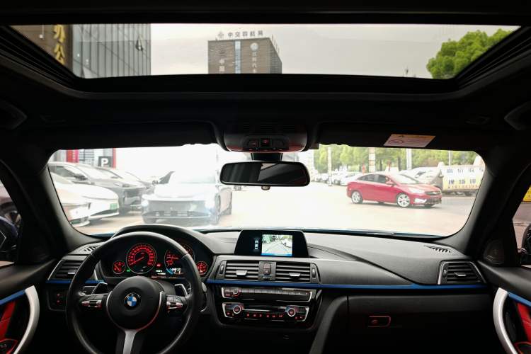 Used BMW 3 Series 2019 320i M Sport Package
