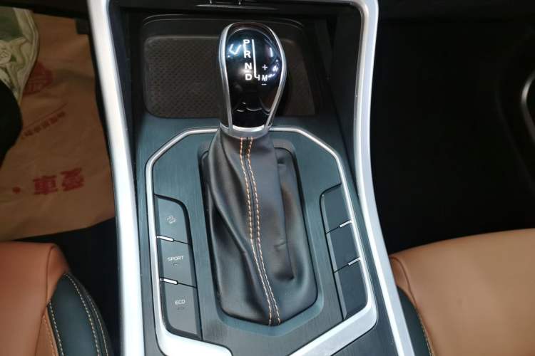 Used Geely Auto Vision X6 2020 1.4T CVT Luxury Edition
