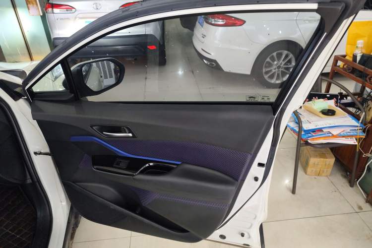 Used Toyota C-HR 2020 2.0L Leading Edition
