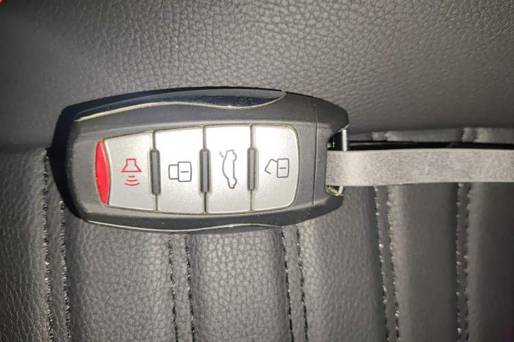 Used Haval M6 2023 PLUS 1.5T DCT Elite Smart Connectivity Model
