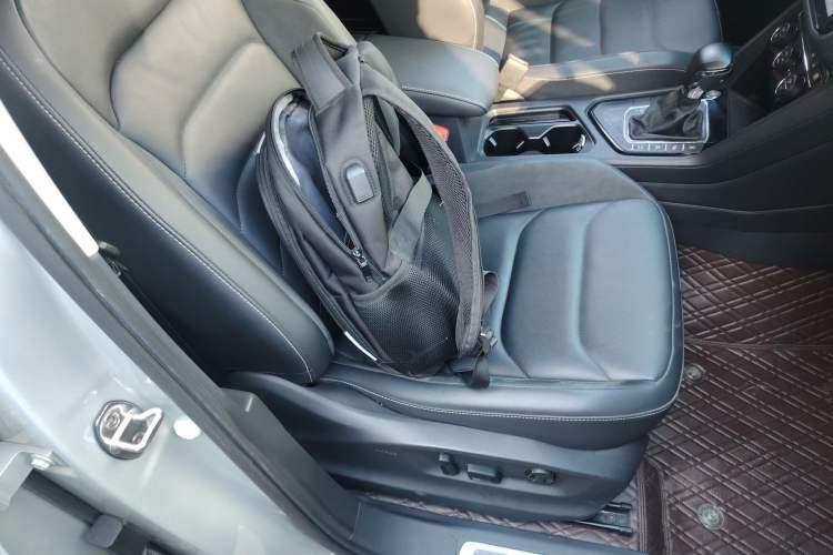 Used Volkswagen Tiguan L 2021 330TSI Automatic Two-Wheel Drive R-Line Enhanced Edition
