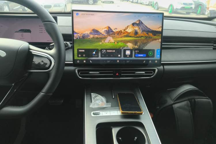 Used Chery Fengyun A8L 2025 1.5 TGDI 145 km Comfort Version
