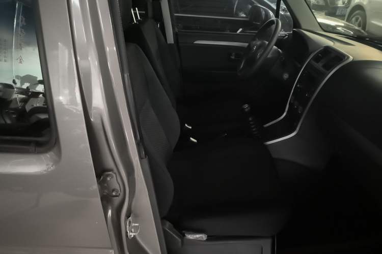 Used Suzuki Wagon R X5 2013 Revised Version 1.4L VVT Cruise Edition
