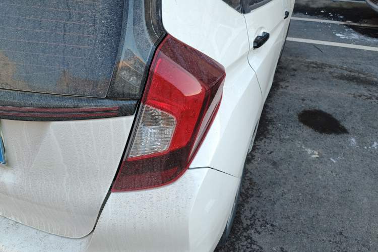 Used Honda Fit 2018 1.5L CVT Comfort Sunroof Version
