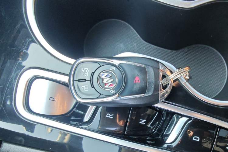 Used Buick Regal 2020 552T Luxury Version
