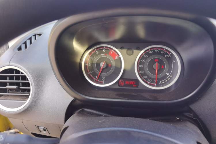 Used MG 3 2014 1.5L AMT Elite Edition
