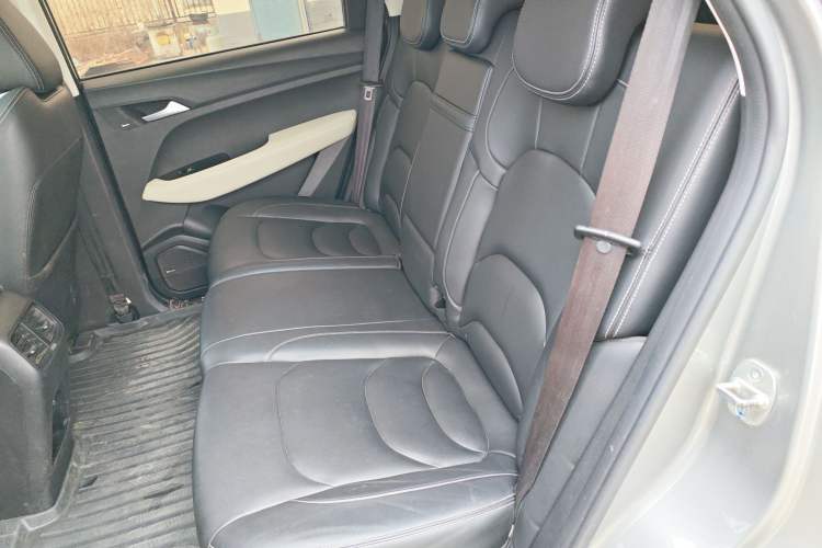 Used Baojun 530 2018 1.5T Manual Luxury Model China V Standard