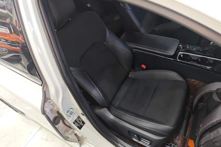 Used Toyota Camry 2024 Dual-Motor 2.0 HXS Sport Plus Edition