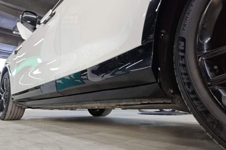 Used VOYAH FREE 2025 318 318 km Rear-Drive Touring Edition
