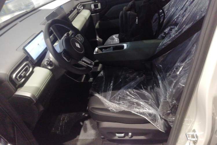 Used Baojun Spark EUV 
