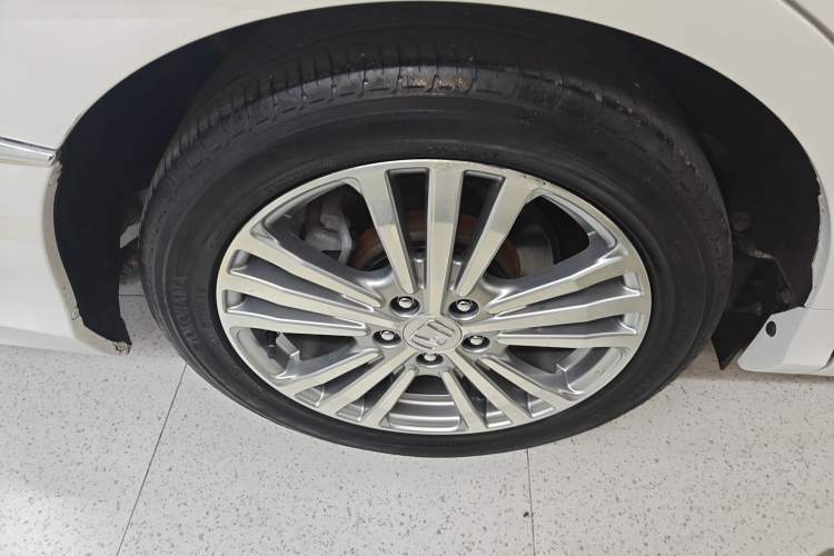 Used Honda Elysion 2016 2.4L Classic Edition
