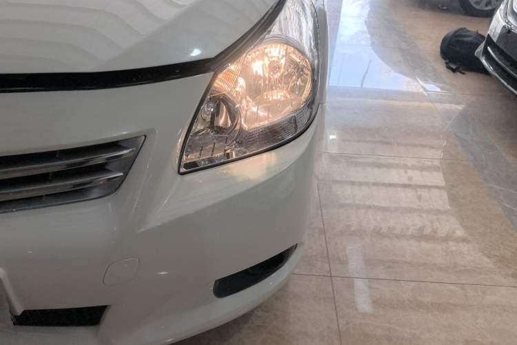 Used Toyota Verso 2014 Starlight 180E CVT Elite Edition
