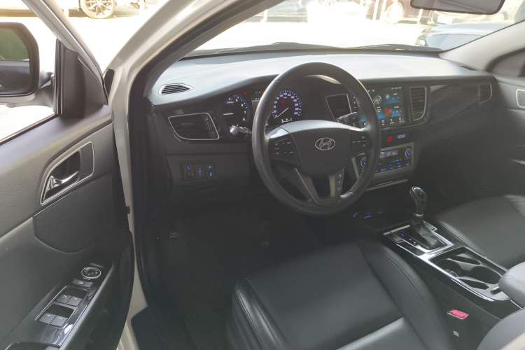 Used Hyundai Mistra 2014 1.8L Automatic Deluxe DLX Model
