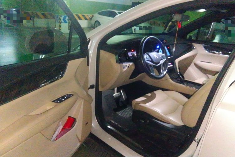 Used Cadillac XT5 2016 25T Tech Edition
