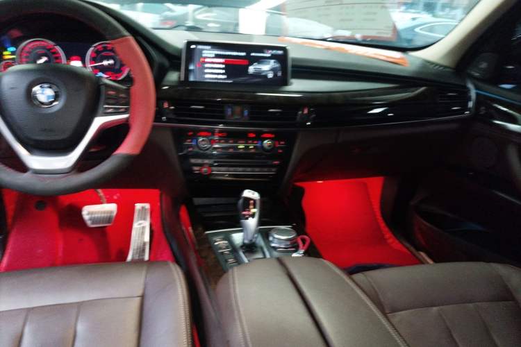 Used BMW X5 2018 xDrive28i
