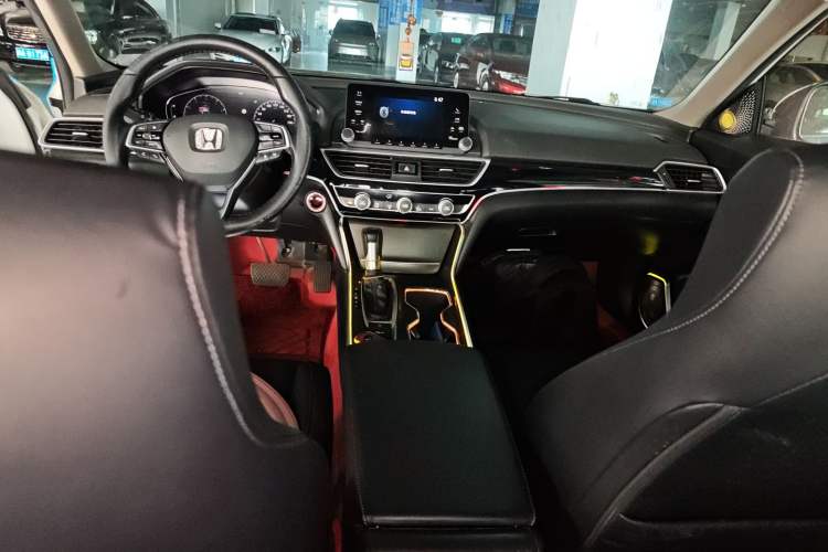 Used Honda Accord 2018 260TURBO Luxury Edition China VI
