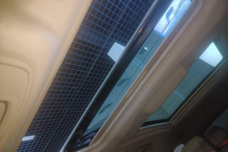 Used Buick GL8 2023 ES Lu Zun Luxury Model
