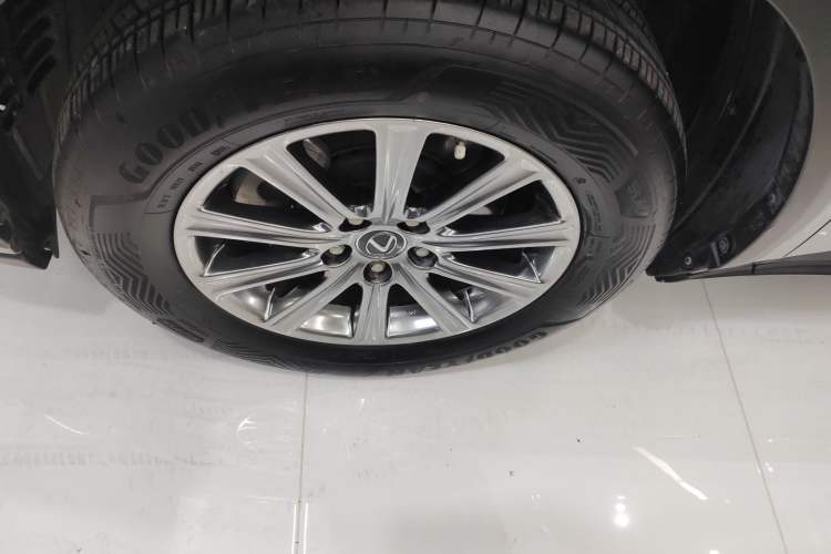 Used Lexus NX 2017 300 Front-Wheel-Drive Limited Edition
