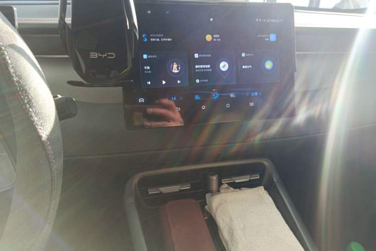 Used BYD Qin PLUS 2025 DM-i Smart Drive 55KM Leading Model
