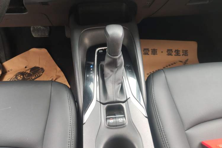 Used Toyota Corolla 2021 Dual-Motor 1.8L E-CVT Elite Edition
