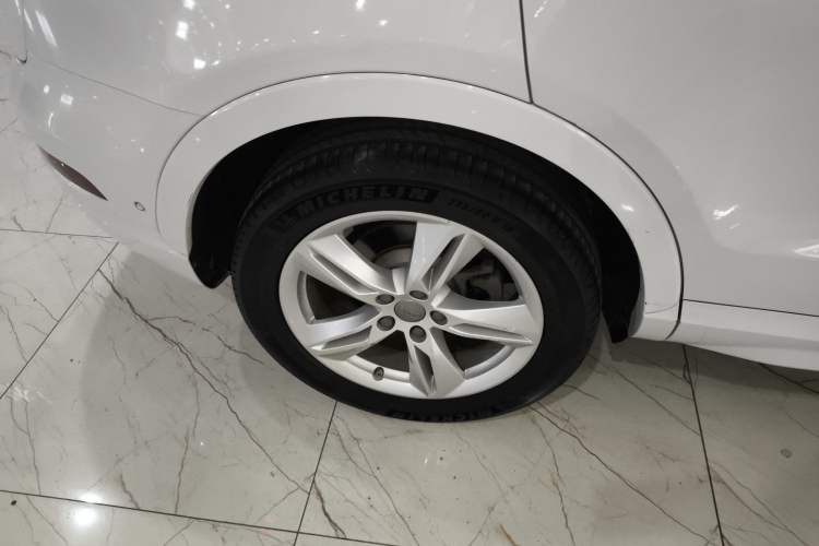 Used Audi Q3 2017 30 TFSI Fashion Model