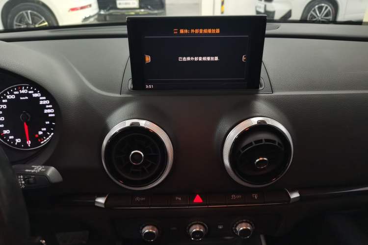 Used Audi A3 2017 Sportback 35 TFSI Fashion Model
