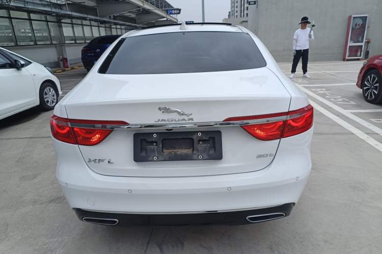 Used Jaguar XFL 2020 XFL 2.0T P200 Two-Wheel-Drive Elite Edition
