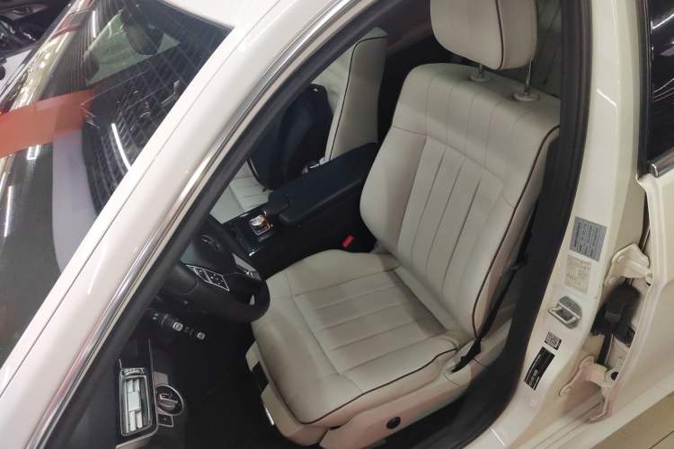 Used Mercedes-Benz E-Class 2015 E 260 L Sport Edition
