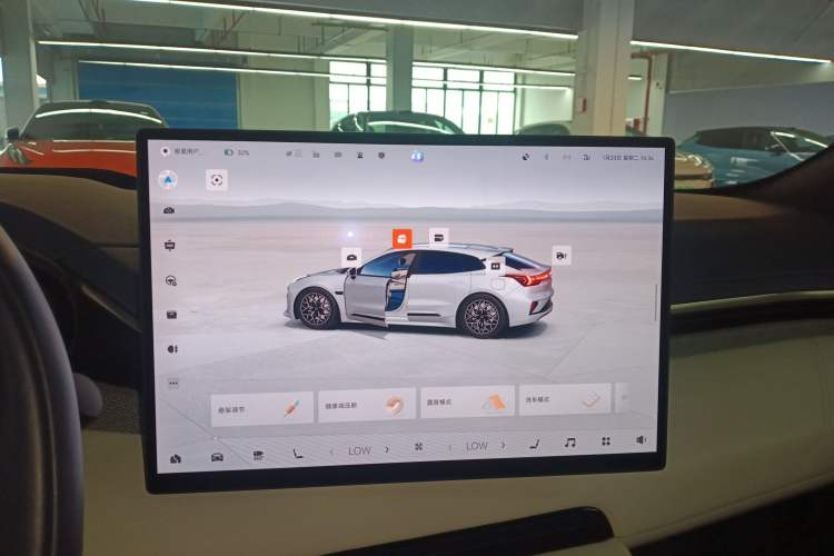 Used Zeekr 001 2025 YOU Edition 100 kWh All-Wheel Drive