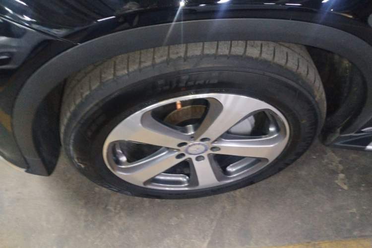 Used Mercedes-Benz GLC 2017 GLC 260 4MATIC Luxury Model