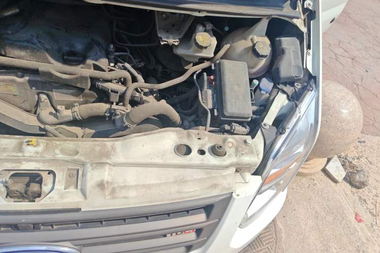 Used Ford Transit Custom 2016 2.2T Short-Wheelbase 6-Seater Mid-Roof Multi-Purpose Vehicle
